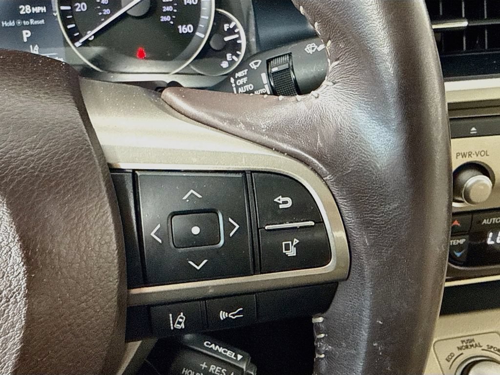 Used 2017 Lexus ES 350 w/ Accessory Package 2 FWD image 12
