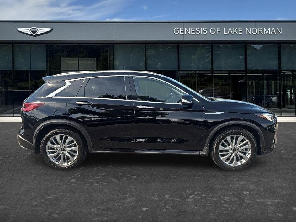 Used 2024 INFINITI QX50 Luxe FWD image 4