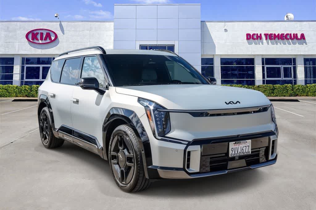 Certified 2024 Kia EV9 GT-Line AWD/4WD image 3