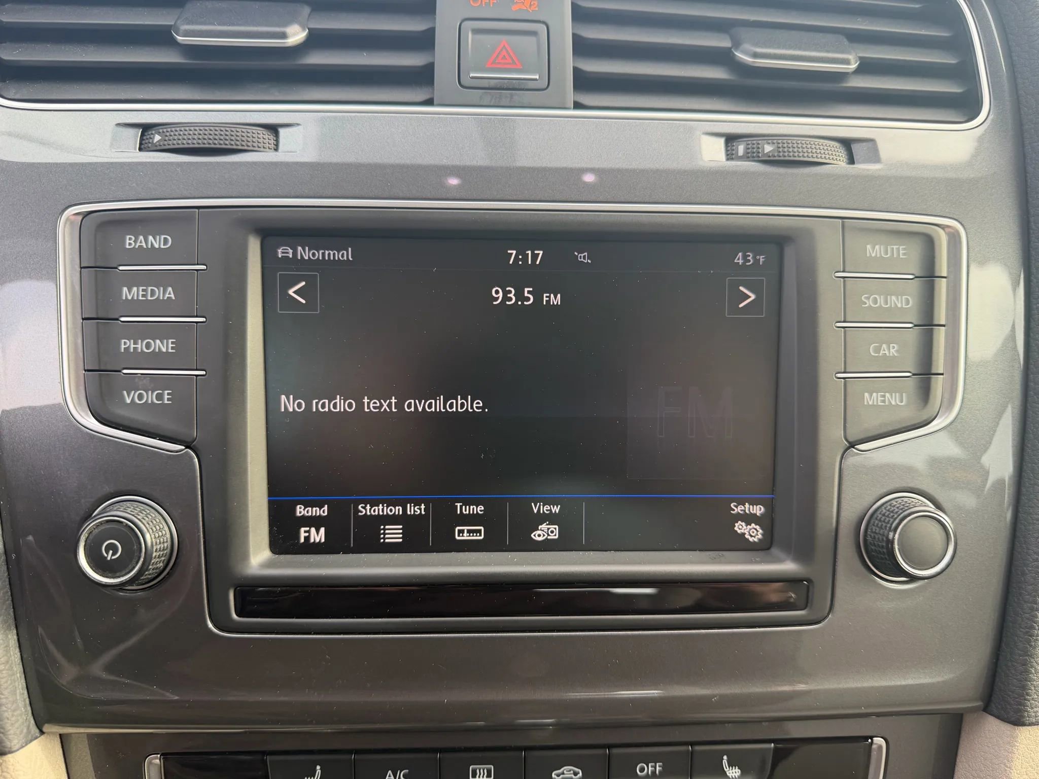 Used 2017 Volkswagen Golf Alltrack S AWD/4WD image 27