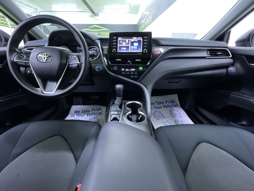 Used 2022 Toyota Camry LE image 16