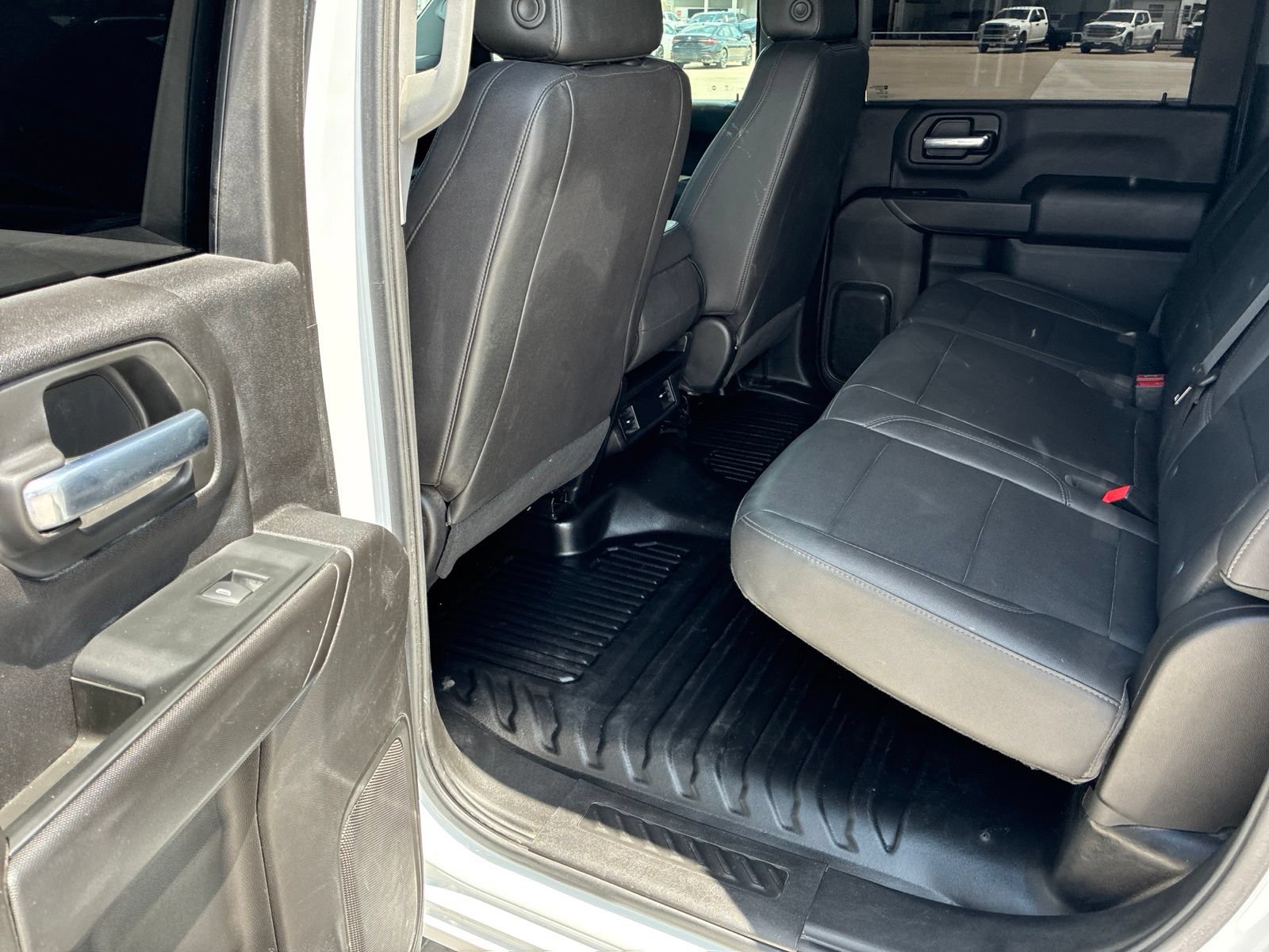 Used 2024 Chevrolet Silverado 2500 W/T AWD/4WD image 17