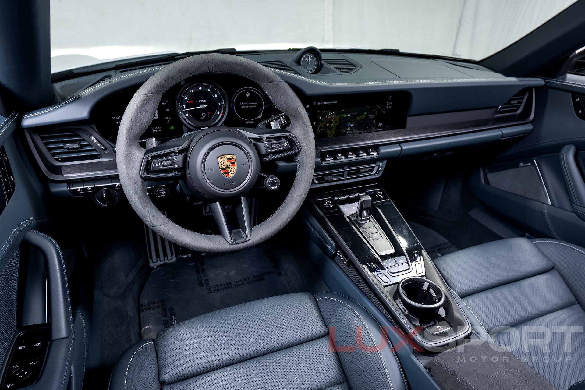 Used 2024 Porsche 911 Targa 4 GTS image 28