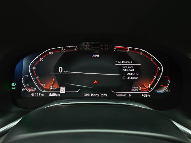 Used 2021 BMW 750i xDrive w/ M Sport Package AWD/4WD image 25