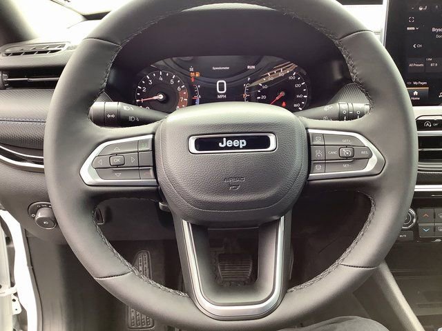 New 2026 Jeep Compass Latitude w/ Quick Order Package 29K AWD/4WD image 11