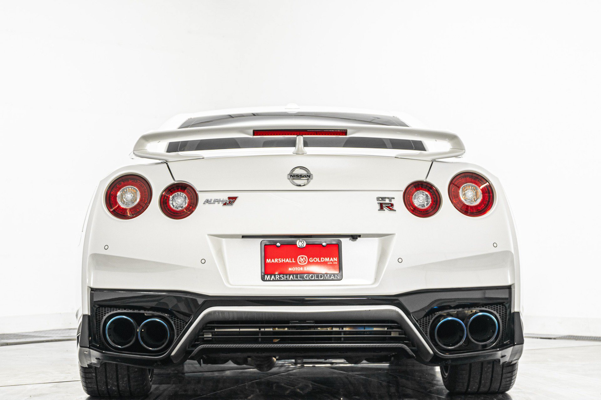 Used 2021 Nissan GT-R Premium AWD/4WD image 8