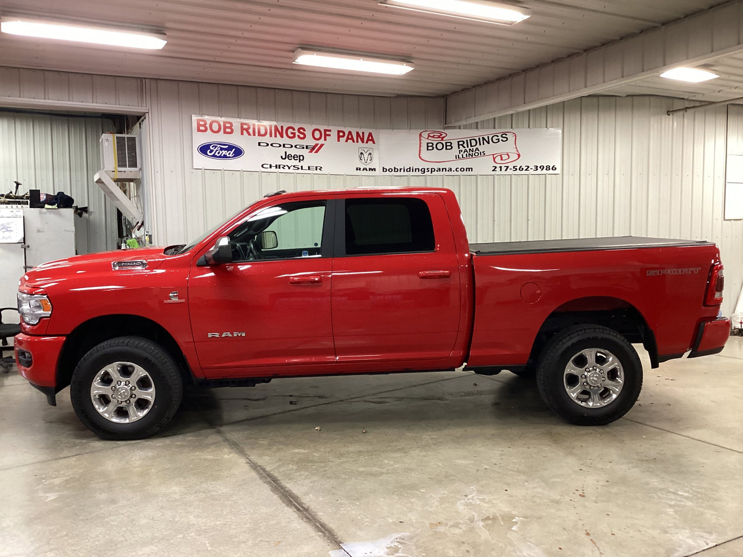 Used 2020 RAM 2500 Big Horn w/ Level 2 Equipment Group image 2