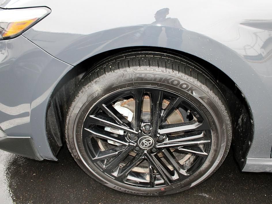 Used 2025 Toyota Camry SE image 22