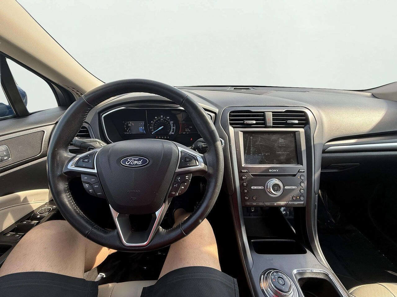 Used 2018 Ford Fusion Titanium AWD/4WD image 15