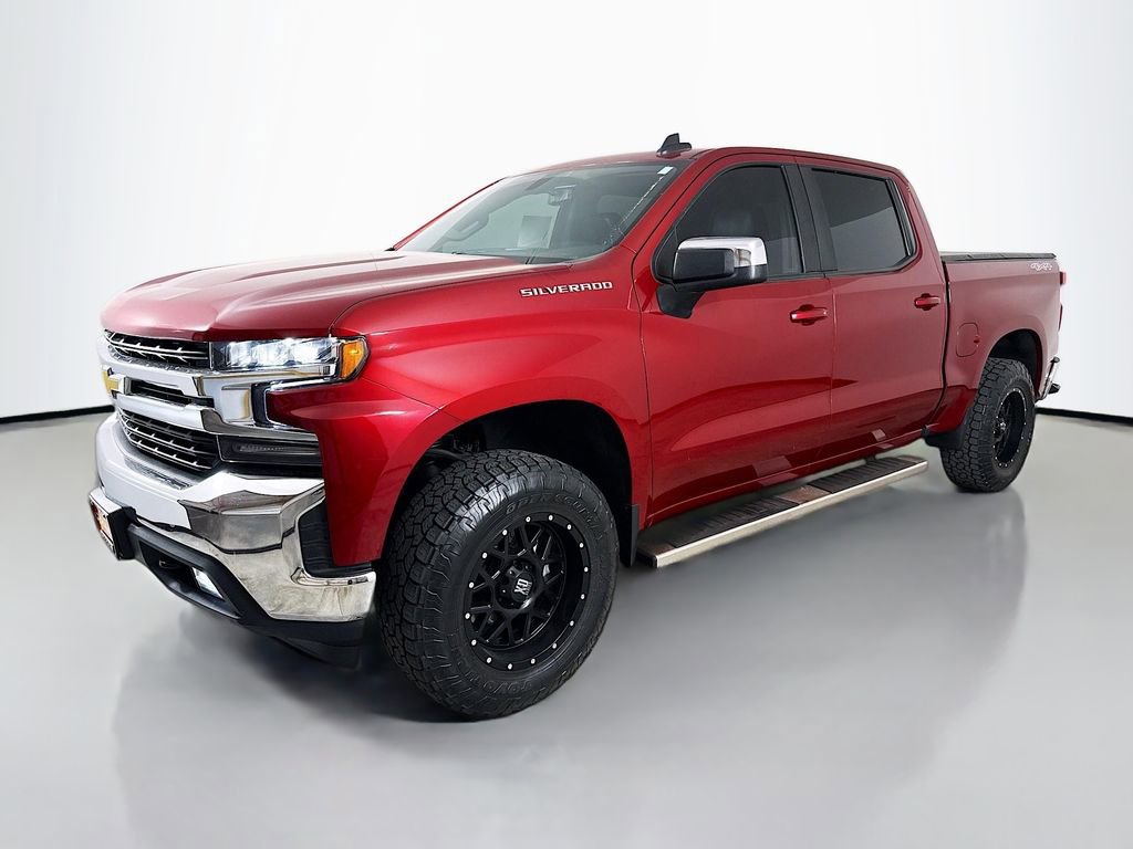 Used 2021 Chevrolet Silverado 1500 LT AWD/4WD image 3
