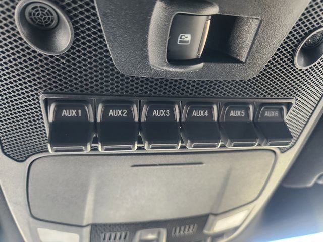 Used 2019 Ford F150 Raptor w/ Equipment Group 802A Luxury image 38