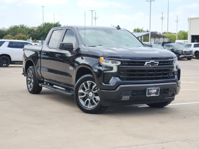 Used 2023 Chevrolet Silverado 1500 RST RWD image 2
