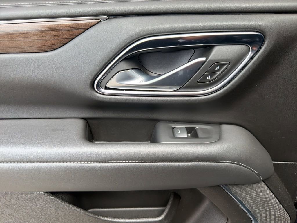 Used 2023 GMC Yukon SLE w/ Max Trailering Package image 25