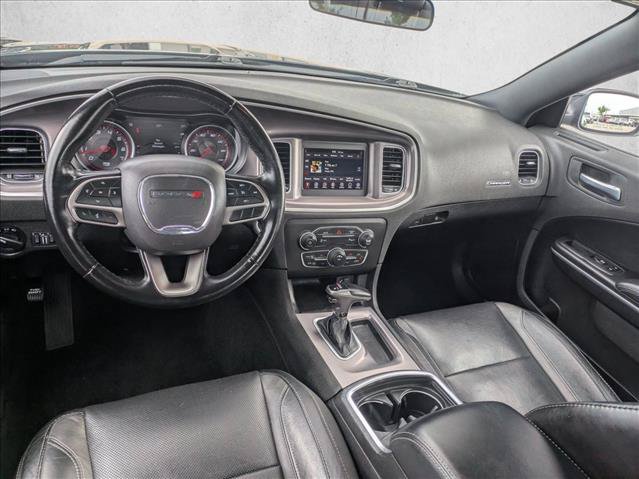 Used 2022 Dodge Charger SXT w/ Leather Interior Group RWD image 15