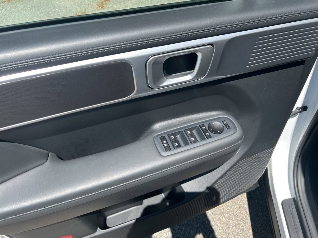 Certified 2026 Hyundai Santa Fe SEL FWD image 16