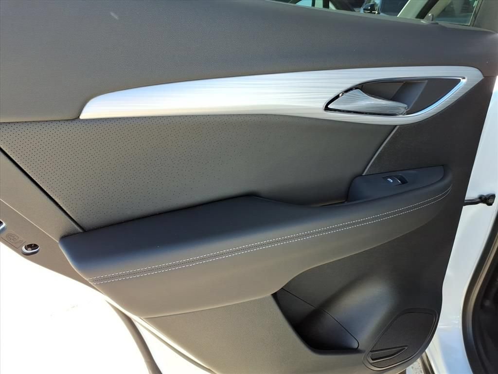 New 2026 Buick Enclave Avenir w/ Super Cruise Package FWD image 16
