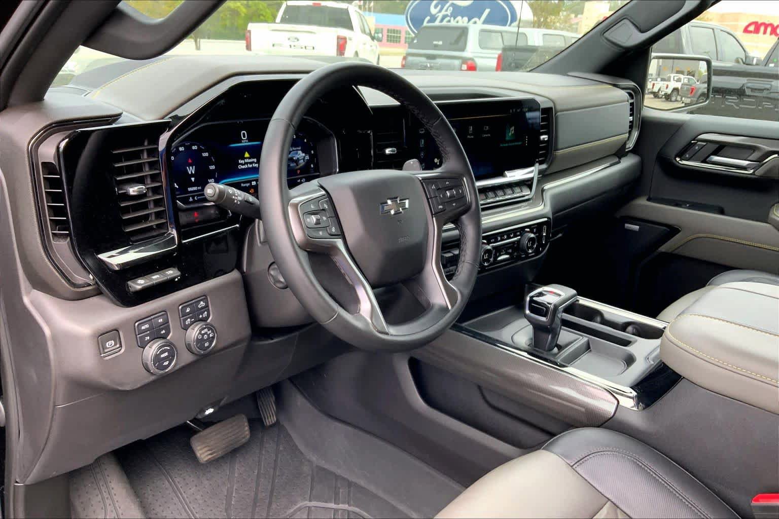 Used 2023 Chevrolet Silverado 1500 ZR2 w/ Technology Package image 17