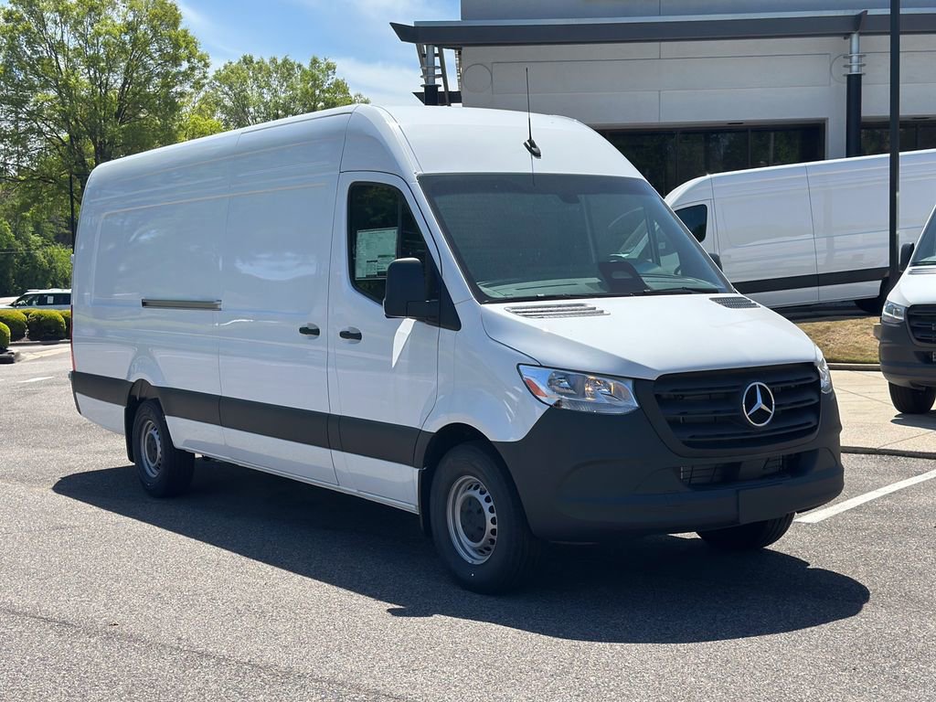 New 2025 Mercedes-Benz Sprinter 2500