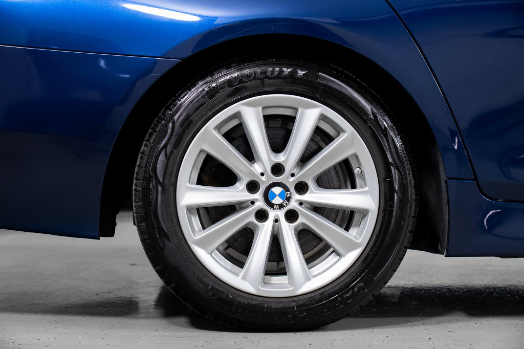 Used 2016 BMW 528i Sedan RWD image 6