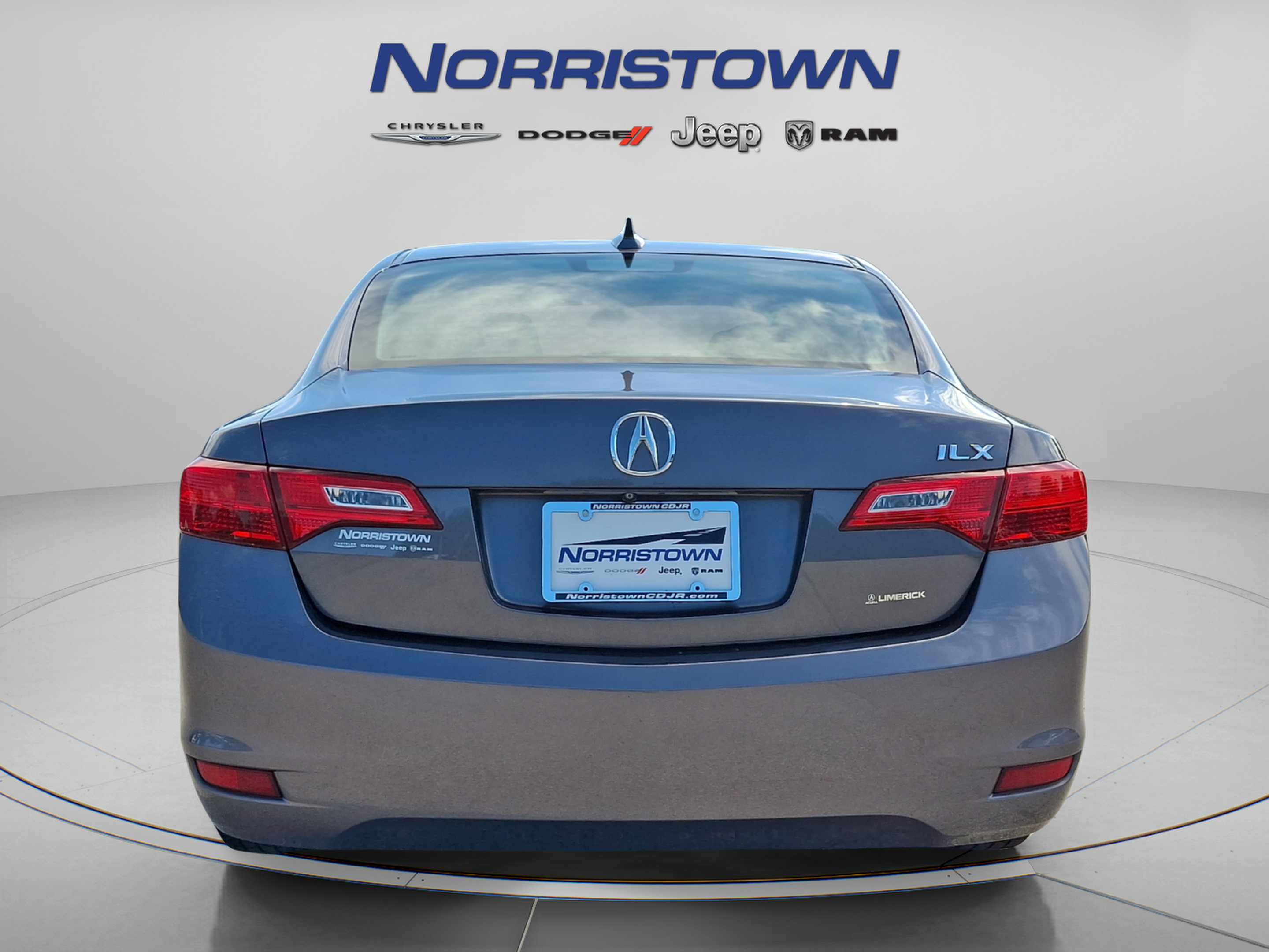 Used 2015 Acura ILX FWD image 5