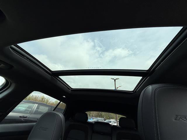 New 2025 Chevrolet Equinox EV RS image 16