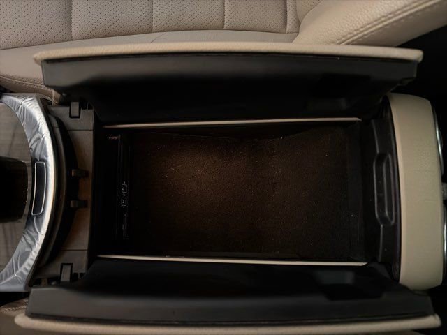 Used 2015 Mercedes-Benz C 300 4MATIC Sedan image 30