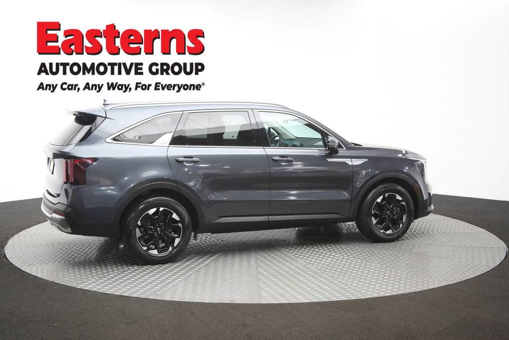 Used 2024 Kia Sorento S FWD image 45