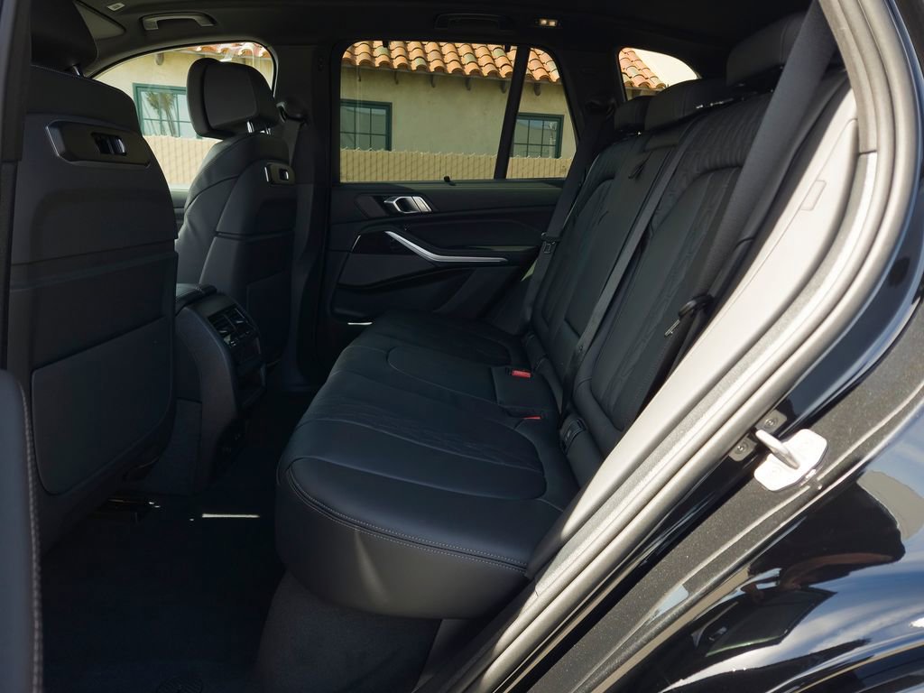 New 2026 BMW X5 xDrive50e w/ M Sport Package image 8