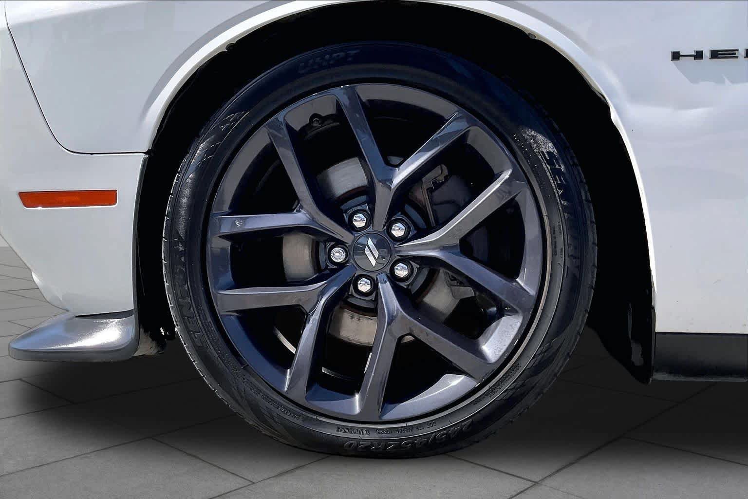 Used 2021 Dodge Challenger R/T w/ Blacktop Package RWD image 9