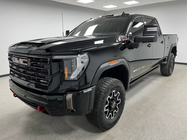 Used 2024 GMC Sierra 2500 AT4X AWD/4WD image 5
