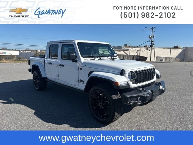 Used 2025 Jeep Gladiator Sport video 3