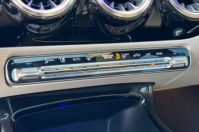Used 2020 Mercedes-Benz CLA 250 image 25