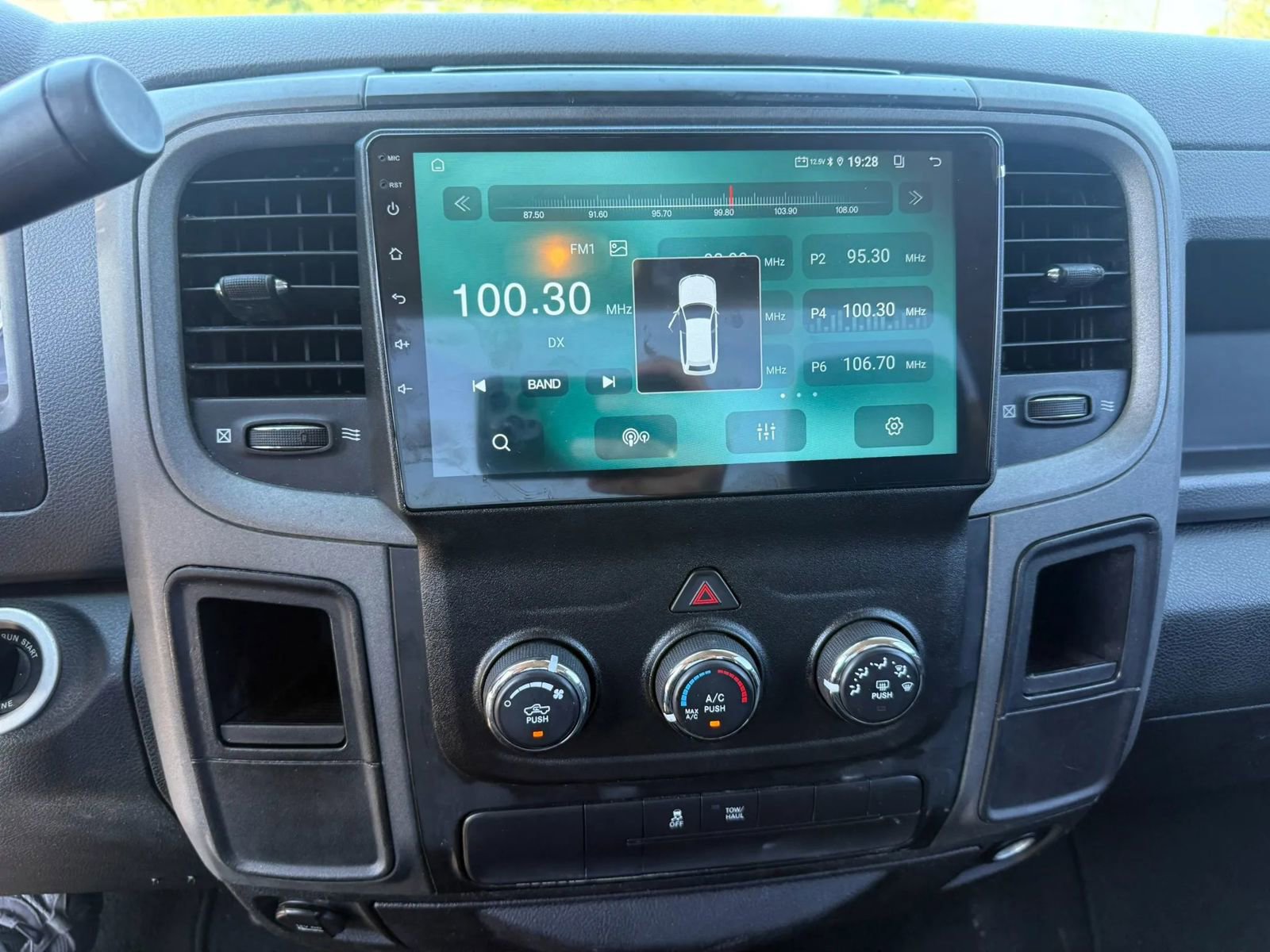 Used 2013 RAM 1500 Express image 11