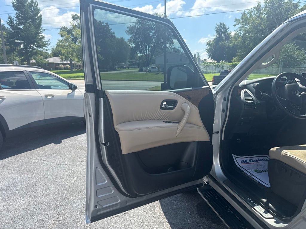Used 2022 Nissan Armada SL w/ Captain's Chairs Package AWD/4WD image 21