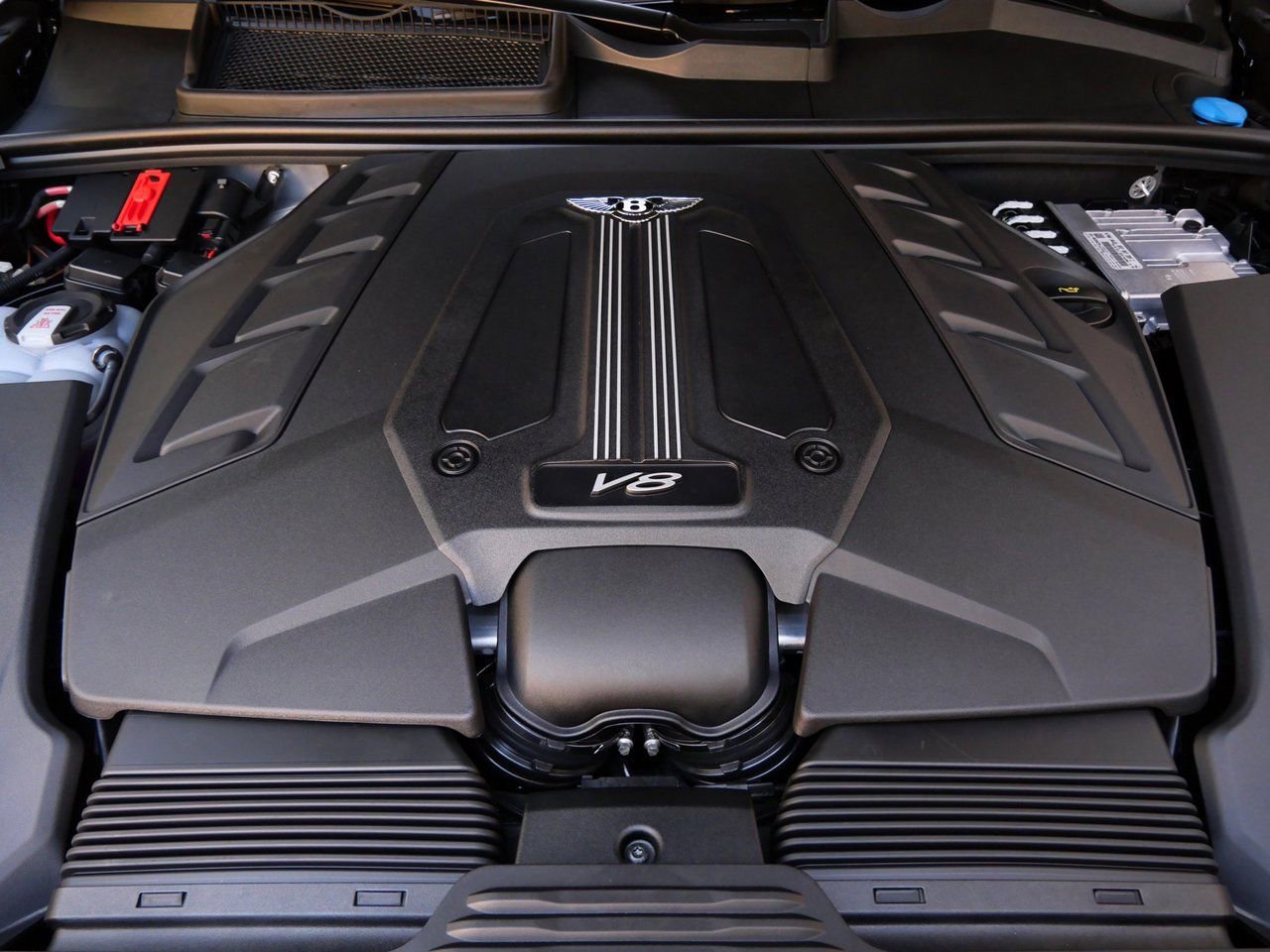 New 2025 Bentley Bentayga image 24