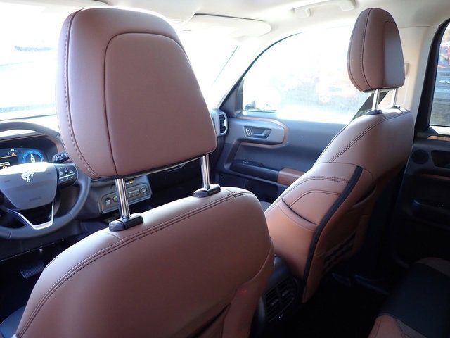 Used 2025 Ford Bronco Sport Outer Banks w/ Outer Banks Tech Package+ image 16