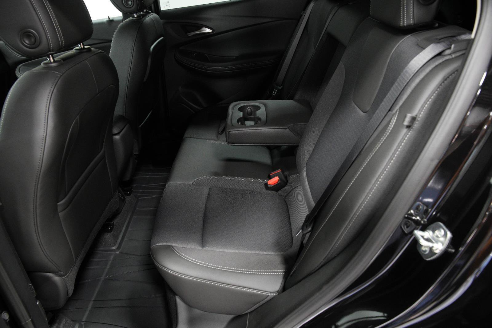 New 2026 Buick Encore GX Preferred w/ Comfort Package FWD image 21