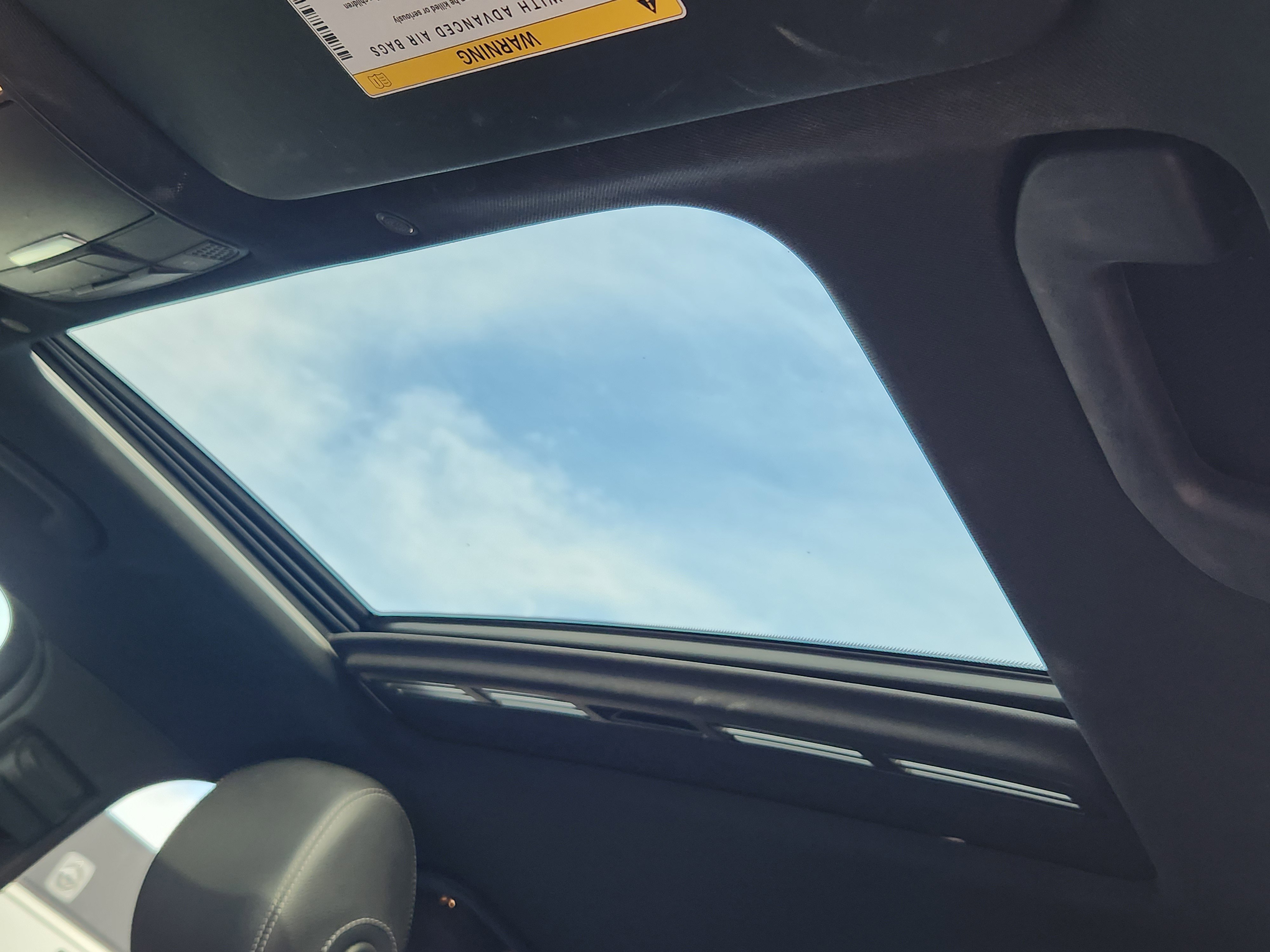 Used 2020 Mercedes-Benz GLC 300 4MATIC Coupe image 26