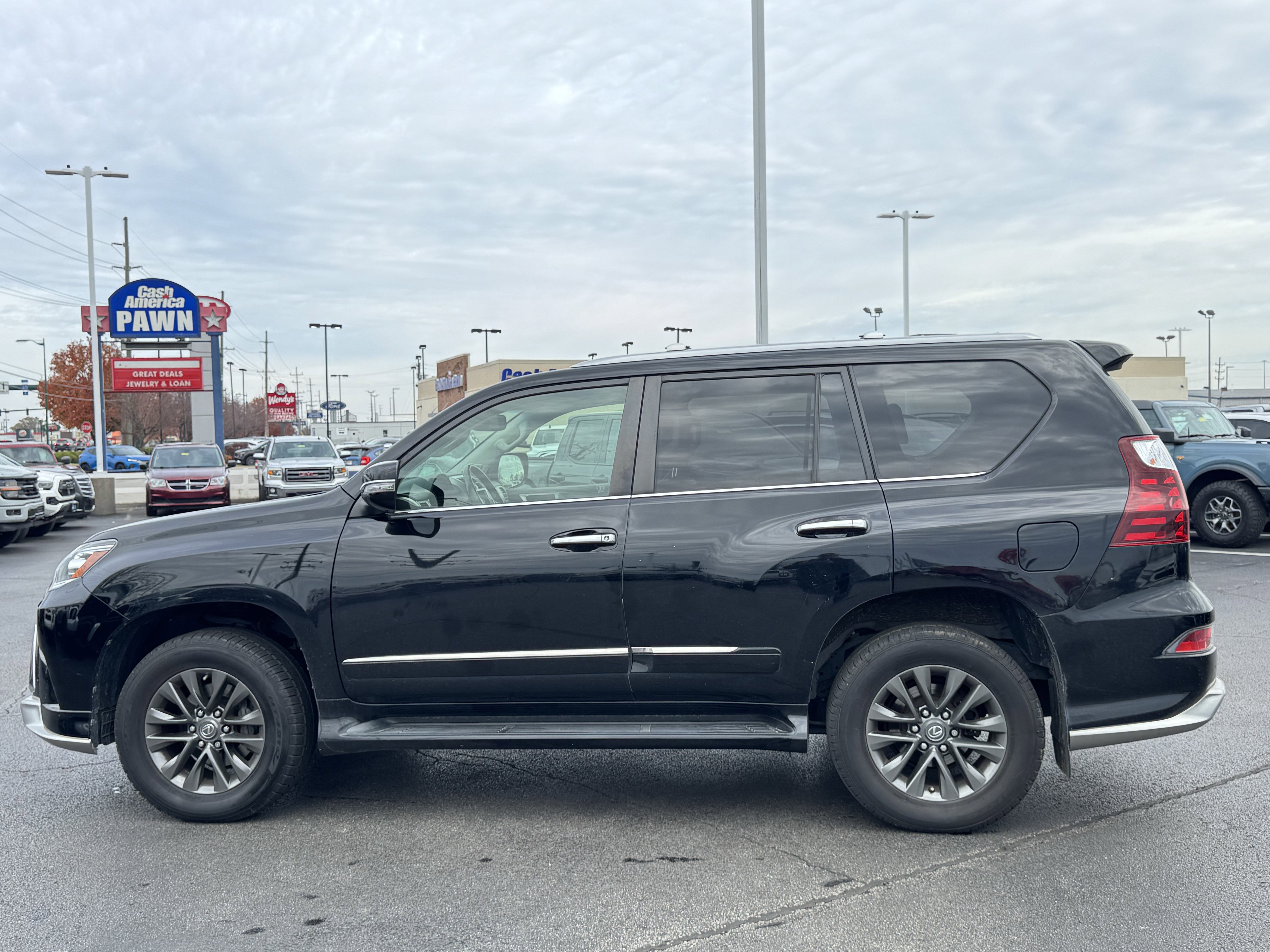Used 2019 Lexus GX 460 image 13