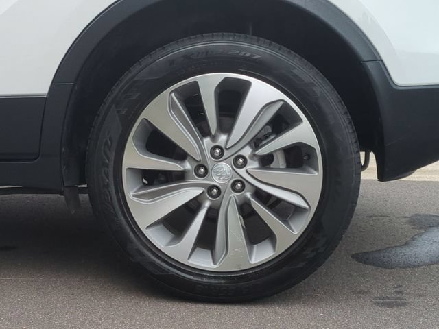 Used 2019 Buick Encore Preferred AWD/4WD image 19