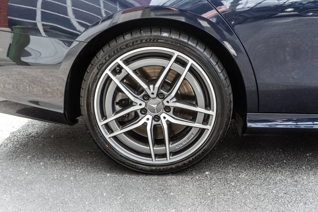 Used 2021 Mercedes-Benz E 53 AMG 4MATIC Sedan w/ Exterior Lighting Package image 33