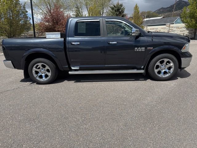 Used 2015 RAM 1500 Laramie AWD/4WD image 9