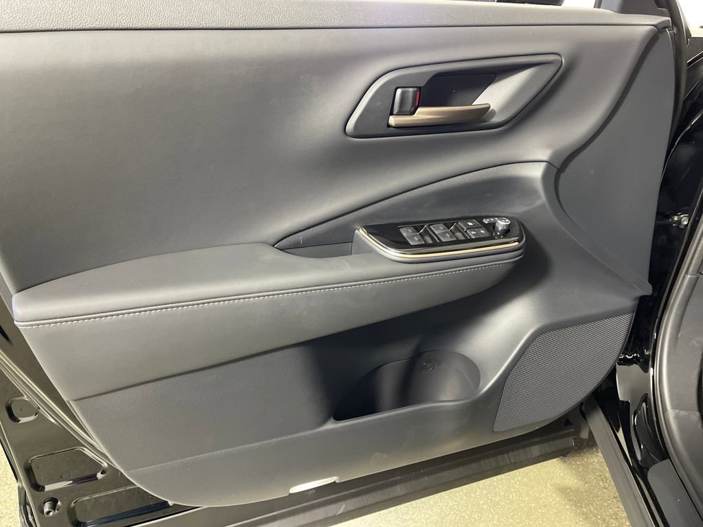 New 2026 Toyota Crown XLE image 17