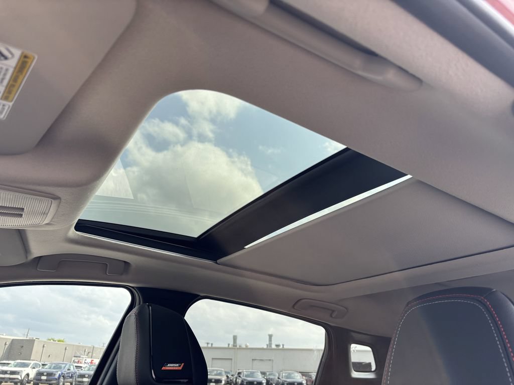 New 2026 Nissan Kicks SR w/ Cold Weather Package FWD image 25