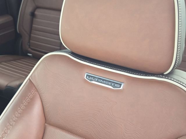 Used 2025 GMC Sierra 2500 Denali Ultimate image 16