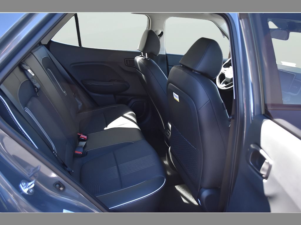 New 2026 Hyundai Venue SEL FWD image 15