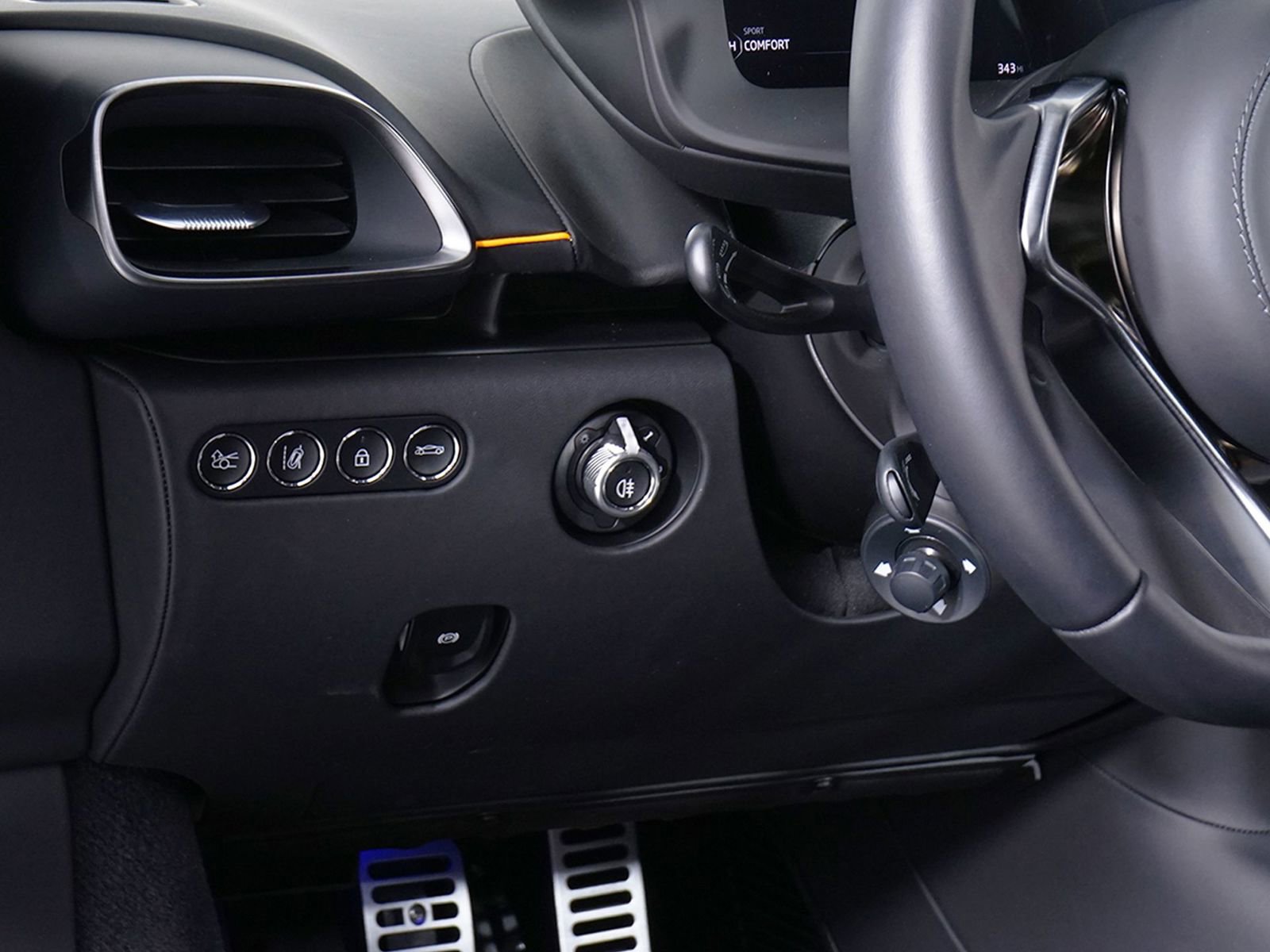 New 2025 McLaren Artura image 14