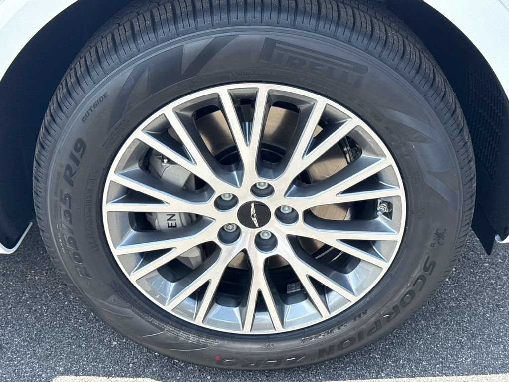 New 2026 Genesis GV80 2.5T RWD image 14