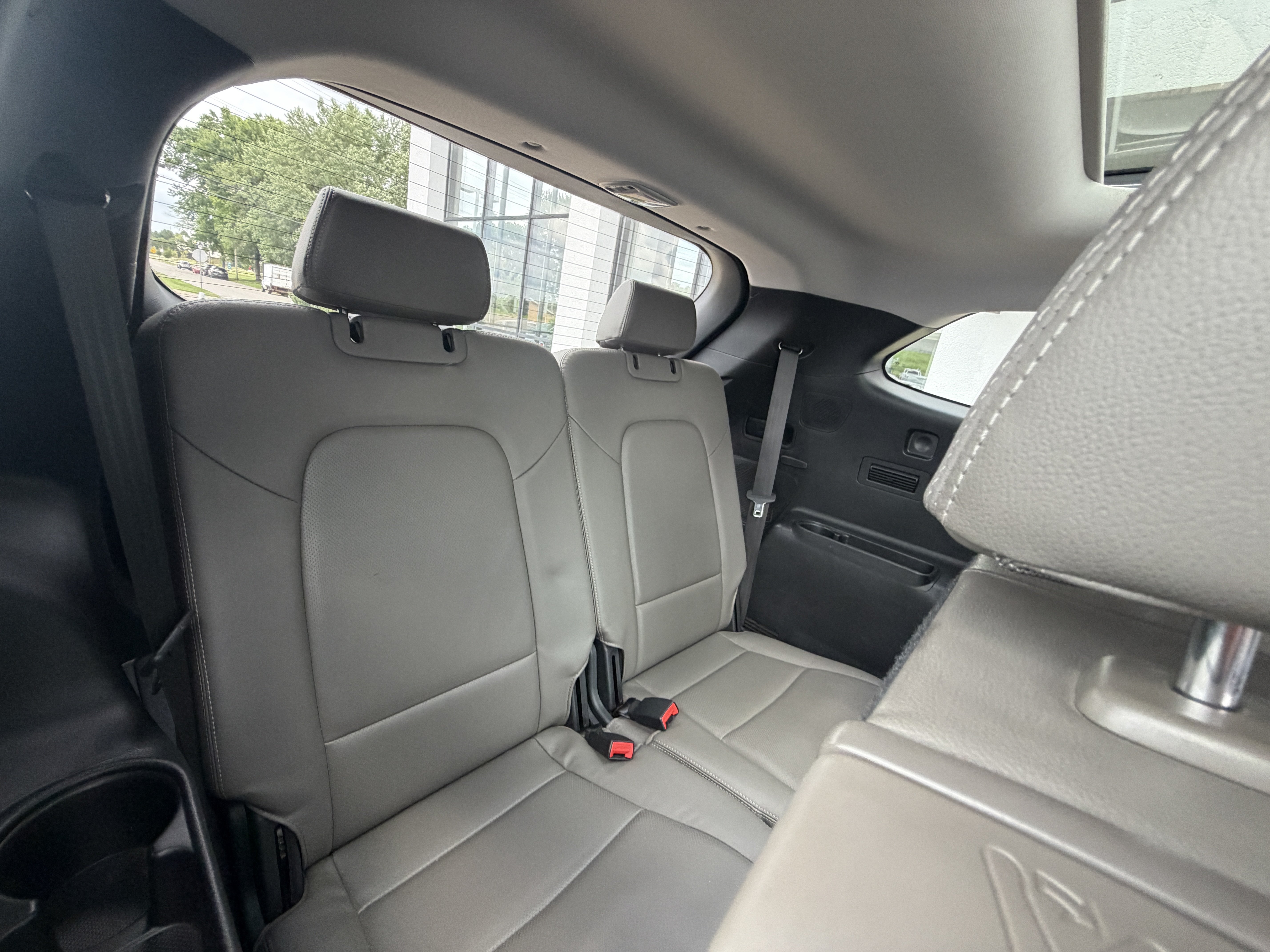 Used 2019 Hyundai Santa Fe XL w/ Cargo Package FWD image 28