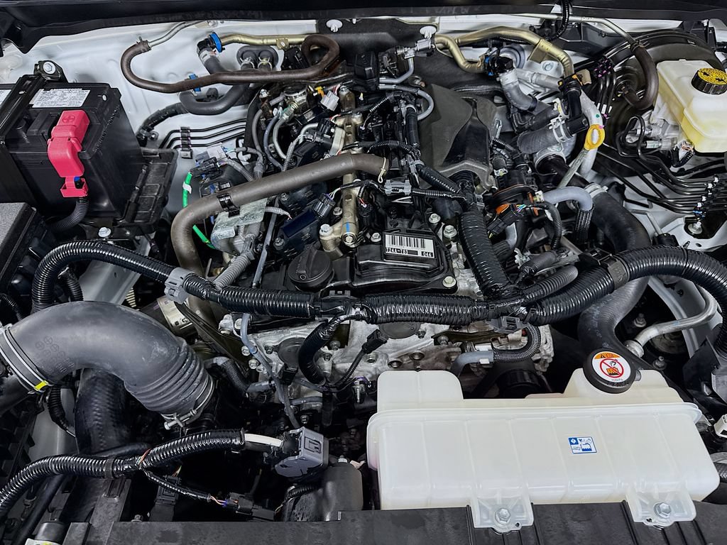 Used 2025 Toyota Tacoma SR RWD image 31